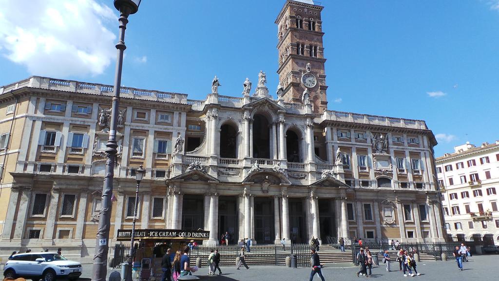 Casa Tua Sul Tetto Di * Rom